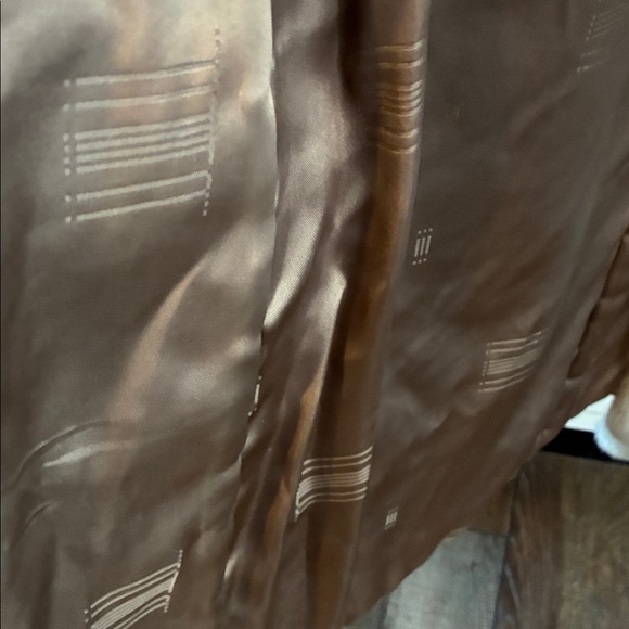 Vintage Faux Fur Coat with Dark Collar euc Warm - Picture 11 of 12